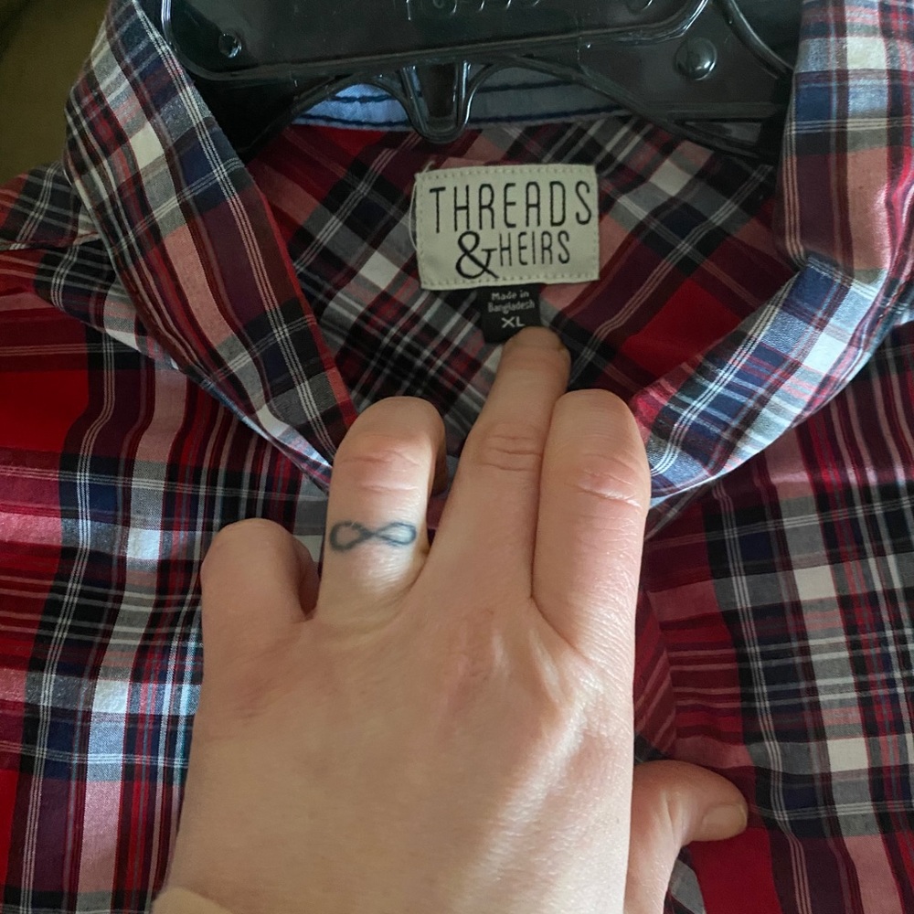 Men button up - Picture 2 of 2